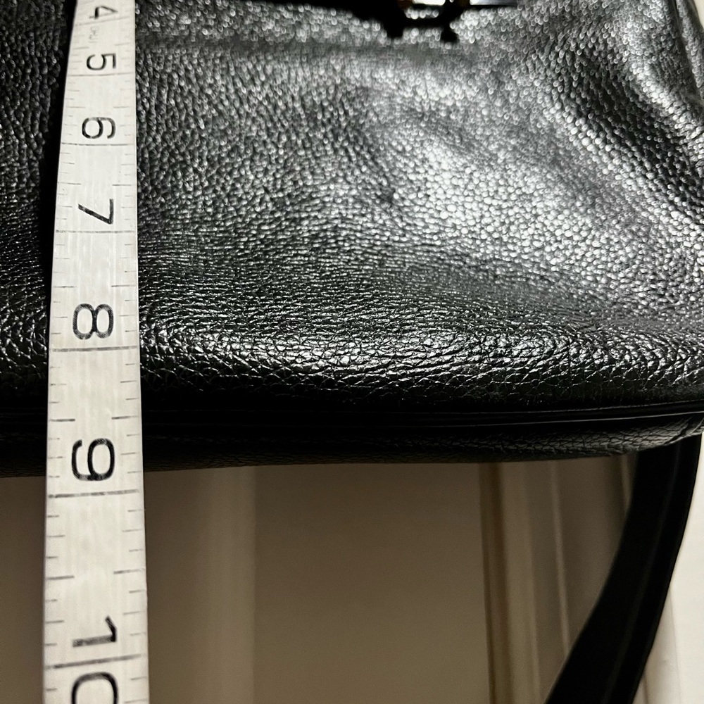 Tory Burch pebble grain leather bag w/ removable strap - Picture 14 of 16